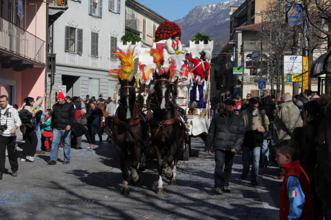 Carnevale di Borgofranco d'Ivrea